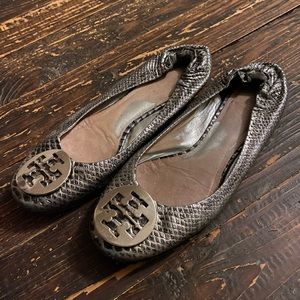 Snake print Tory Burch flats